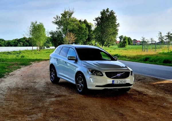 Volvo XC 60 cena 75900 przebieg: 166000, rok produkcji 2016 z Jawor małe 436